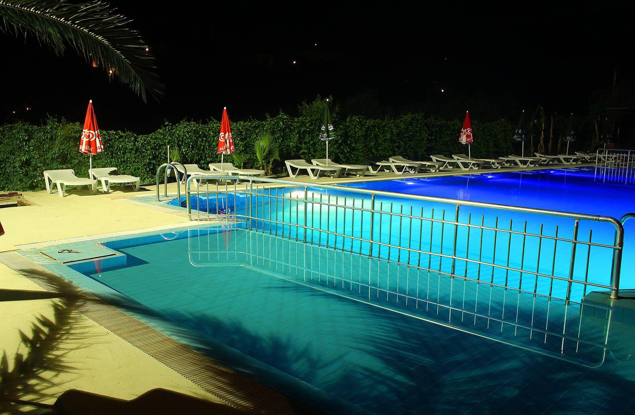 Verano Beach Hotel İçmeler Exterior foto